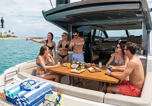 Choosing the Right Yacht Charter Length in Pompano Beach