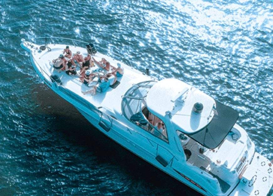How to Throw a Fun Boat Party with Friends in Boca Raton