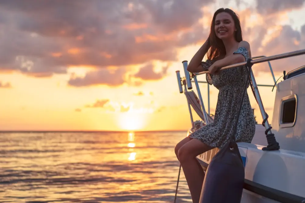 How to Make the Most of a Sunset Yacht Cruise in South Florida