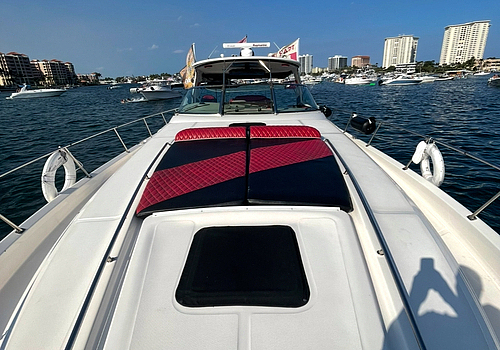 Bow of Aquaholics Florida Yacht Charters in Fort Lauderdale
